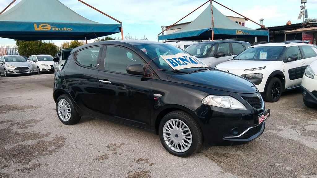 Image of Lancia Ypsilon