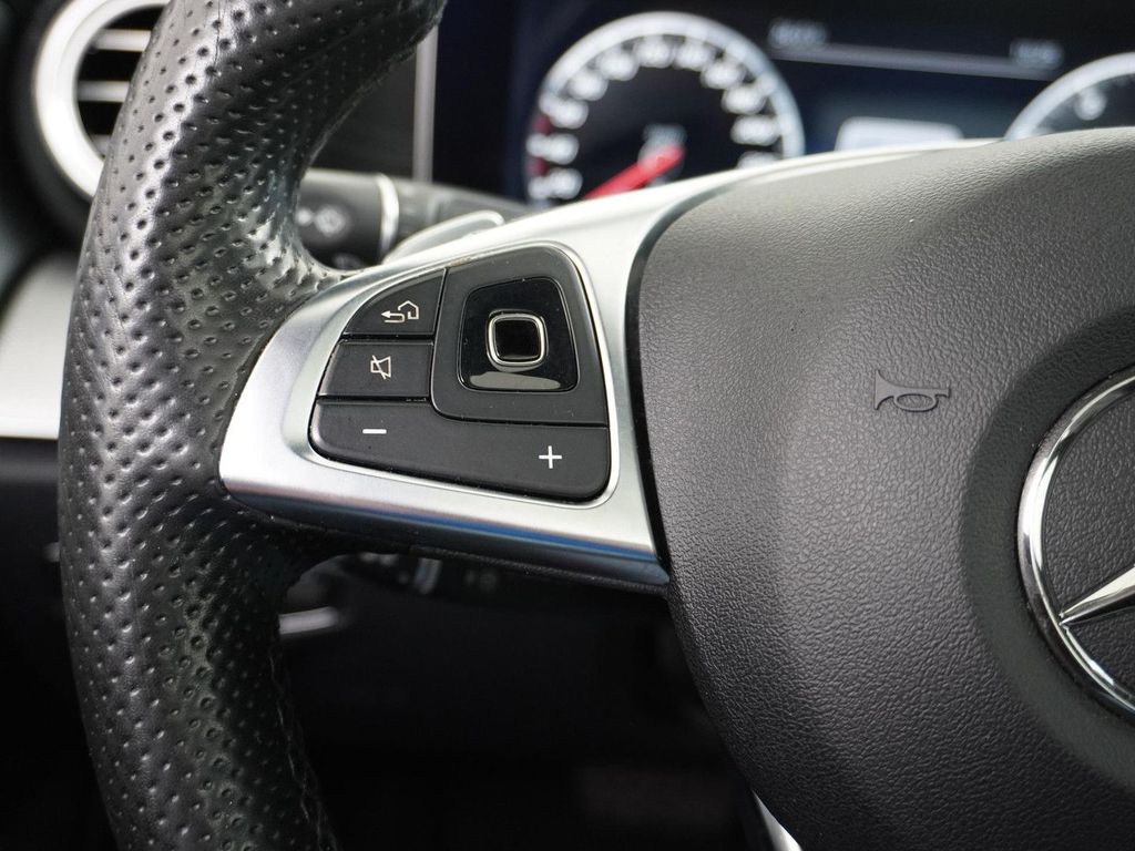 Mercedes-Benz E 400 4Matic Premium Plus AMG Styling Schiebedac