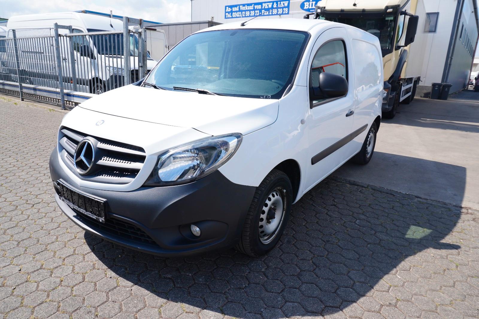 Mercedes-Benz Citan 109 CDI Pharma / medikamente Euro 6 AHK