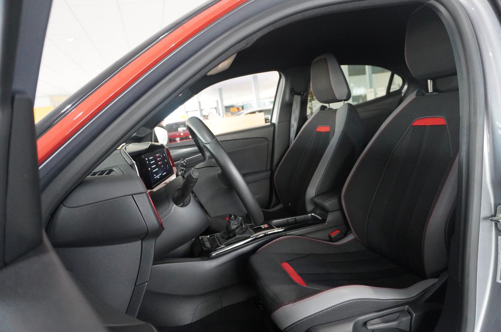 Fahrzeugabbildung Opel Mokka GS Line 1.2 NAVI/LED/KAMERA/SPORT/VIRT/DAB