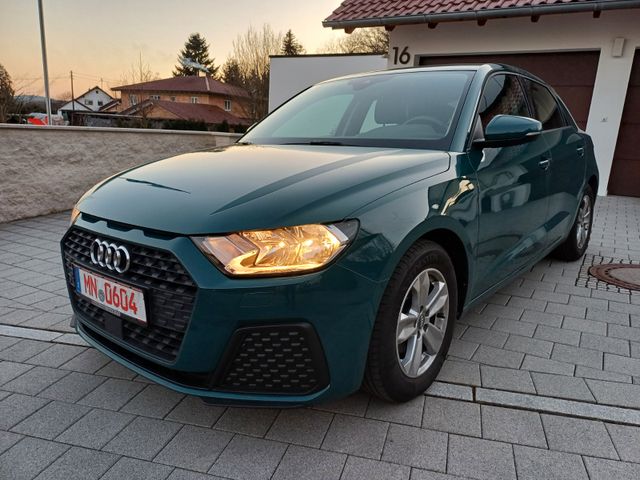 Audi A1 Sportback 30 TFSI basis