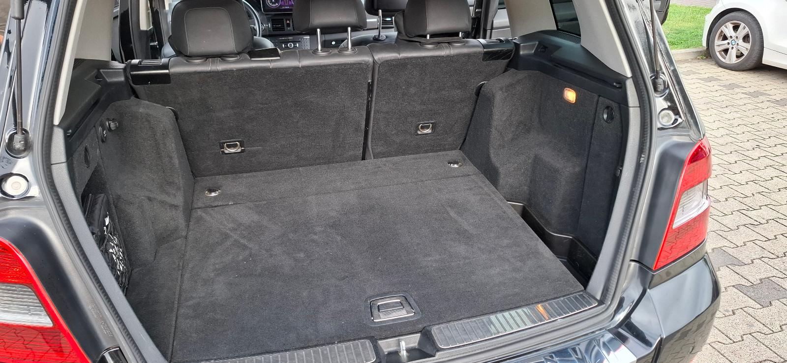 Mercedes-Benz GLK220 2009 — photo 12