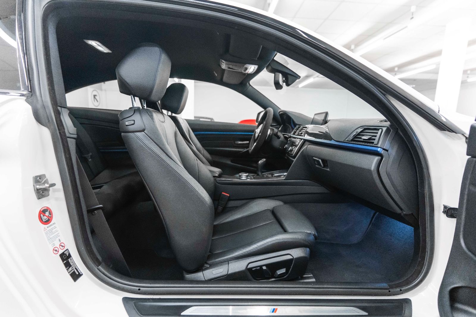 Fahrzeugabbildung BMW 435i xDrive M-SPORTPAKET OLED H&K LED KAM CARBON