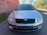 Skoda Octavia 1.9 Diesel Automatik*PDC*Kli... - Skoda Octavia aus 2004 mit Diesel-Antrieb