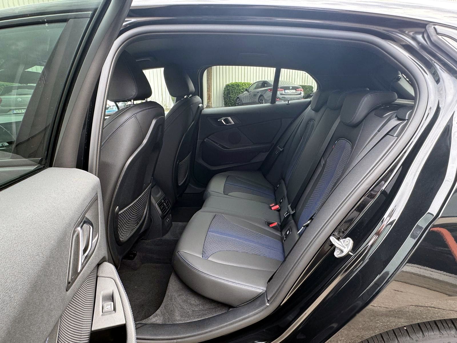 Fahrzeugabbildung BMW 120i M-Sport Steptr. ACC KAM SHZ NAV LED CarPlay