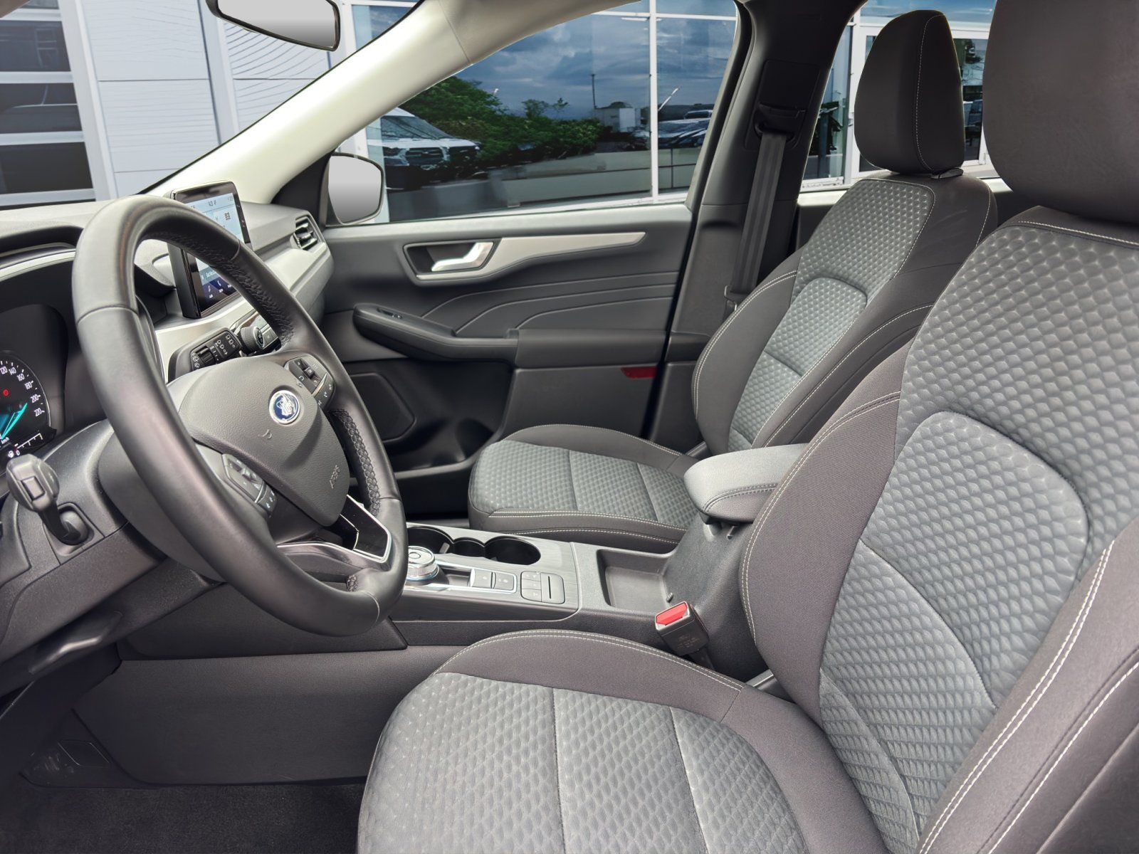 Fahrzeugabbildung Ford Kuga Plug-In Hybrid Cool & Connect