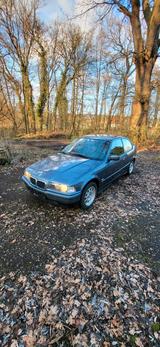 BMW Bmw 316i Compact AHK Tüv wenig Km Service ... - BMW 3er Reihe mit Benzin-Antrieb: Kleinwagen