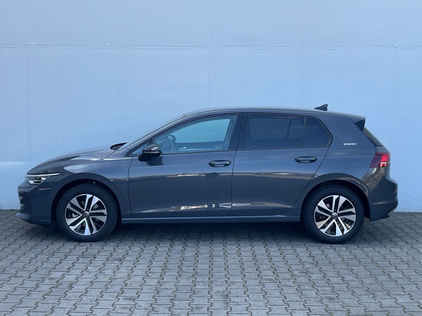 Golf VIII 1.5 eTSI DSG Energy AHK/Kamera/ACC/Nav
