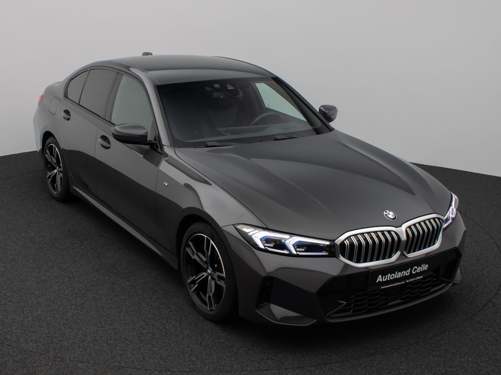 Fahrzeugabbildung BMW 320d  xD M Sport Kamera DAB HiFi Stop&Go Komfort
