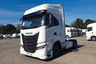 Iveco AS440