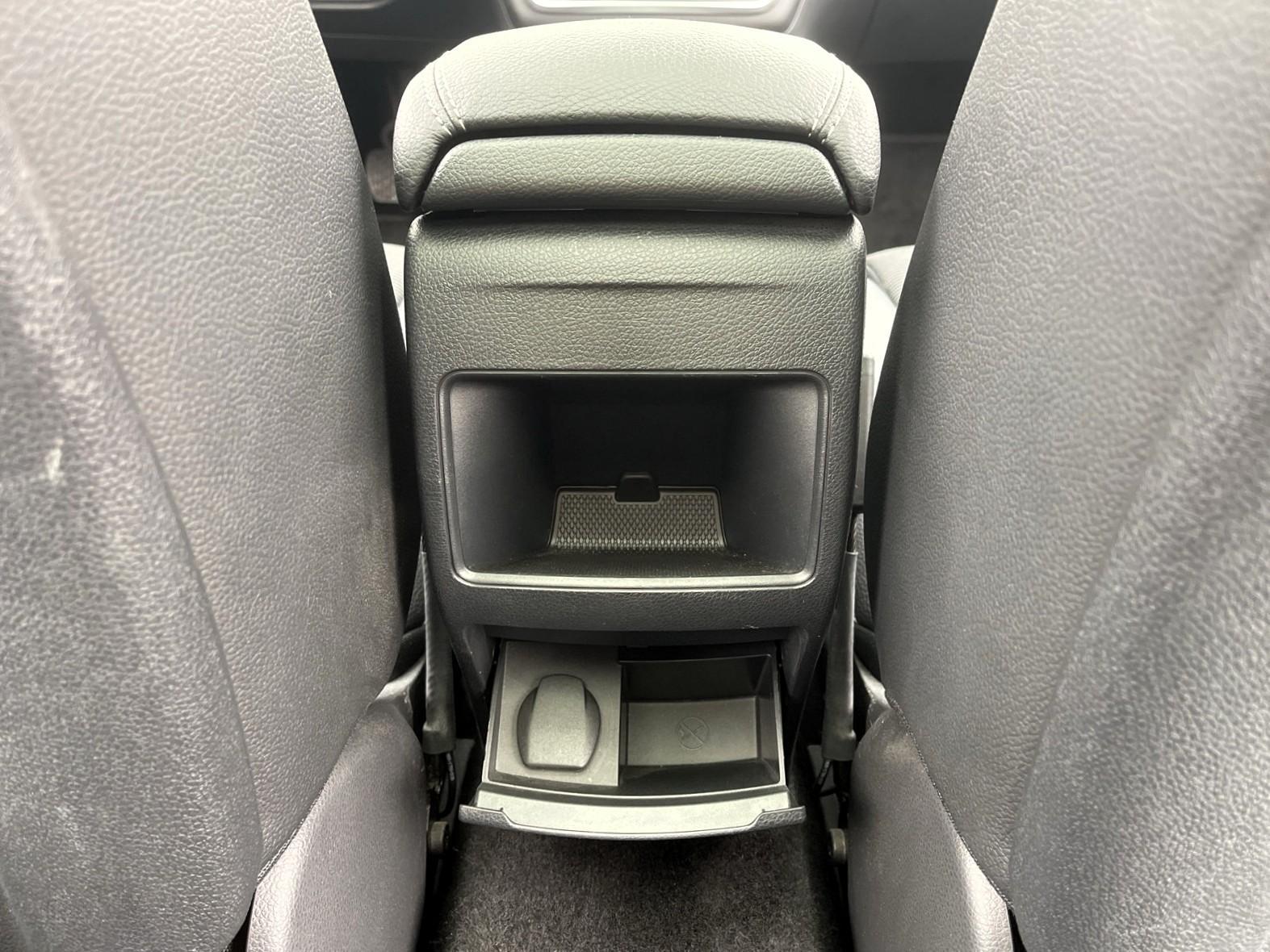 Mercedes-Benz GLA 7G-DCT Urban LED NAVI PANO SHZ PDC, миниатюра 19