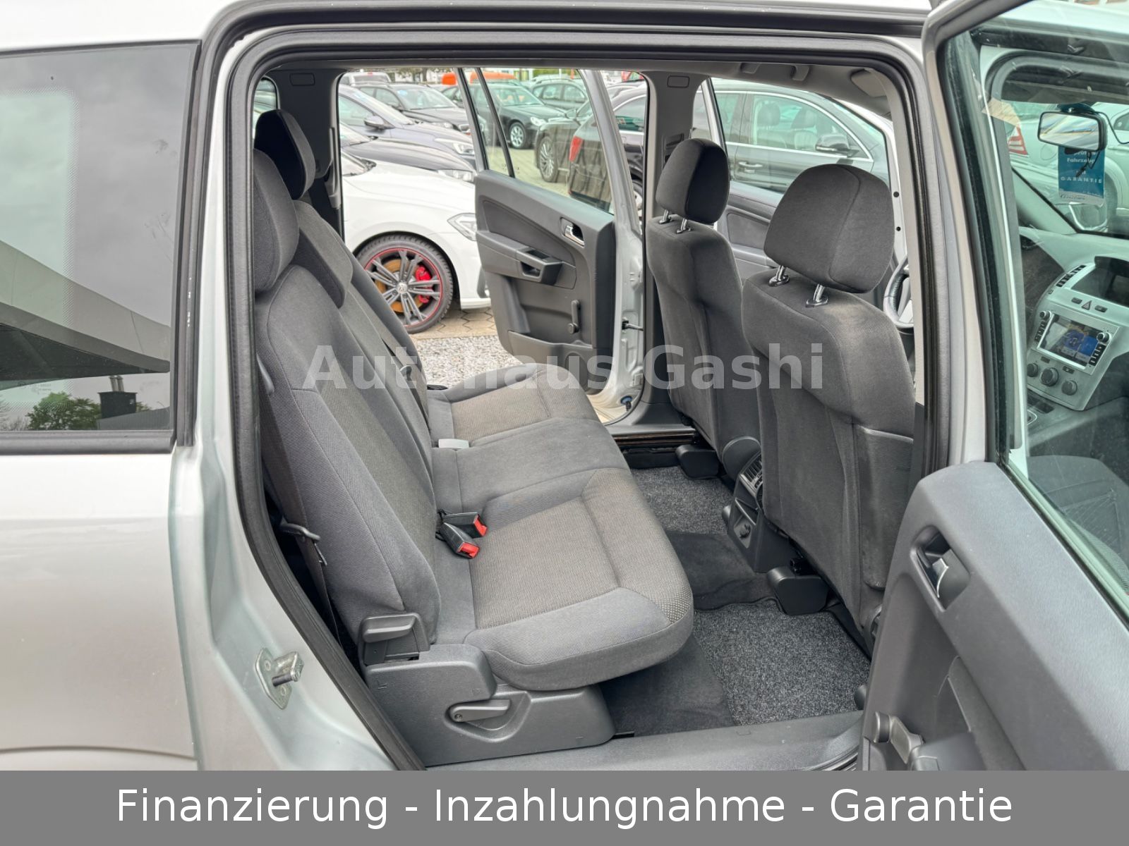 Fahrzeugabbildung Opel Zafira 1.8 Selection*2.Hand*7.Sitzer*Navi*AHK*