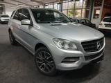 Mercedes-Benz ML 250 CDI BlueTec HU 1/2028 SERV NEU NAVI EGLSD - Mercedes-Benz ML 250 mit Diesel-Antrieb: Geländewagen, Automatik