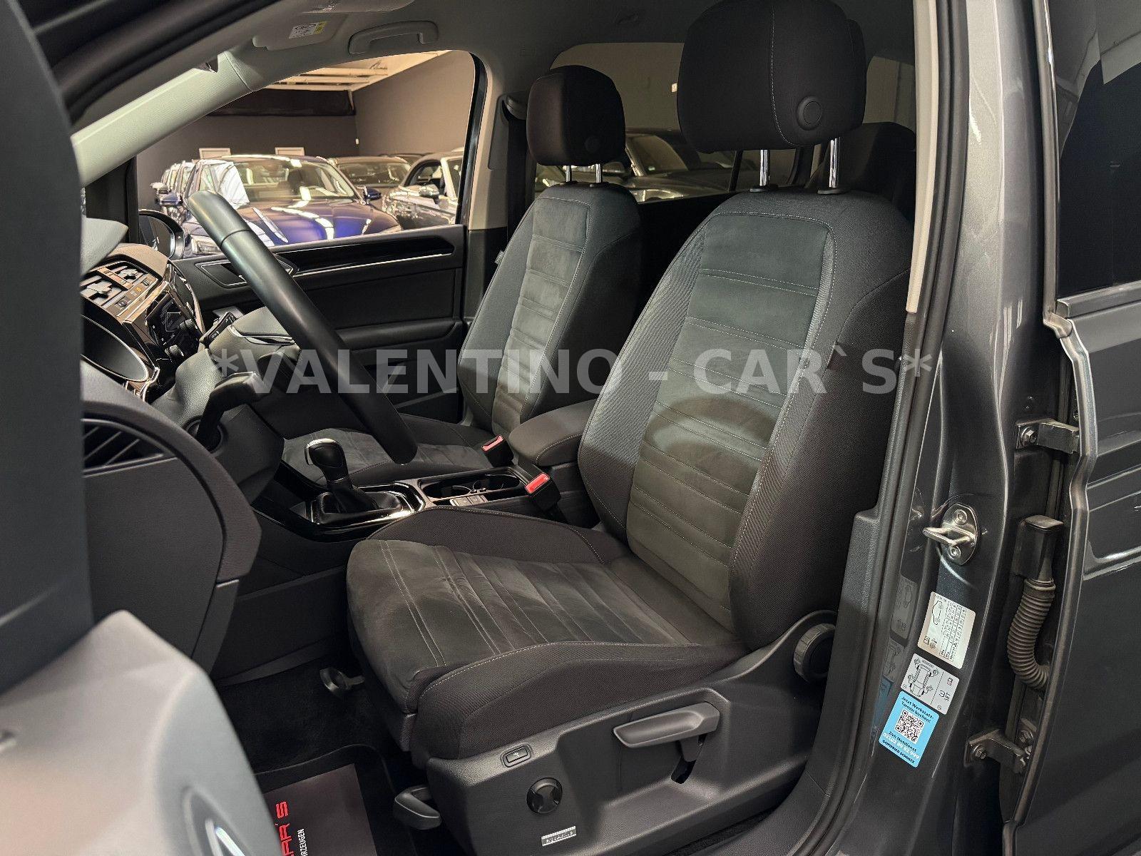 Volkswagen Touran Highline R-Line/DSG/Massage/Navi/LED/Temp