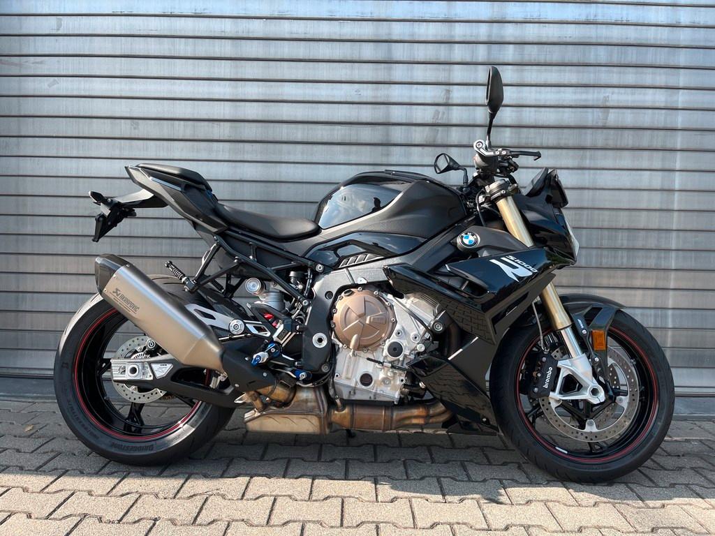 BMW S 1000 R - ex. BMW AG Carbon-Paket