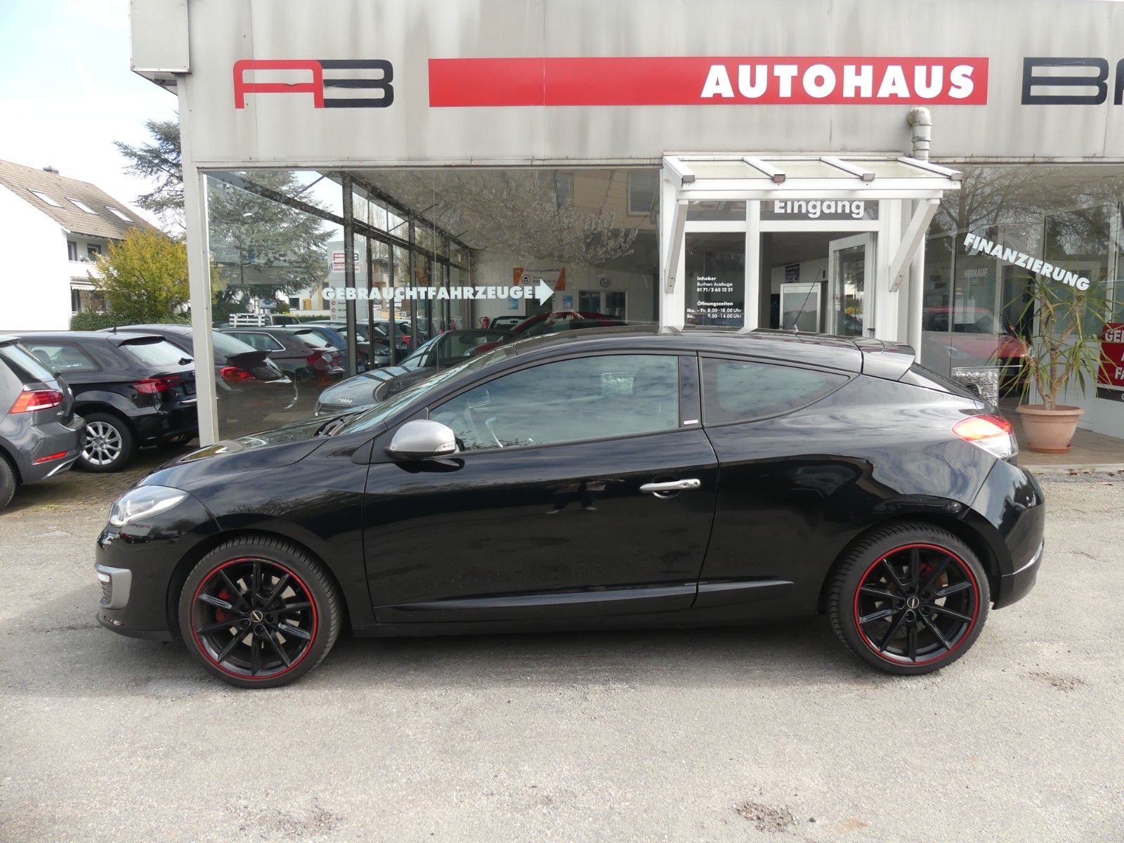 RENAULT Megane