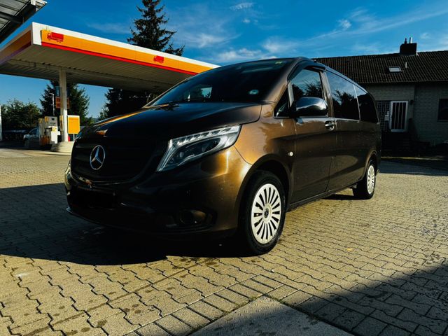 Mercedes-Benz Vito 116 4 Matic Extralang 9 Sitzer  Automatik 