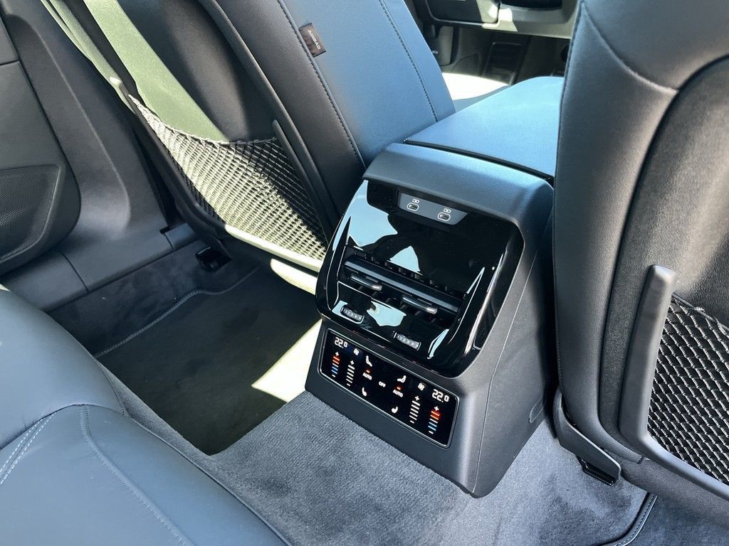 Audi A6 - Bild 22