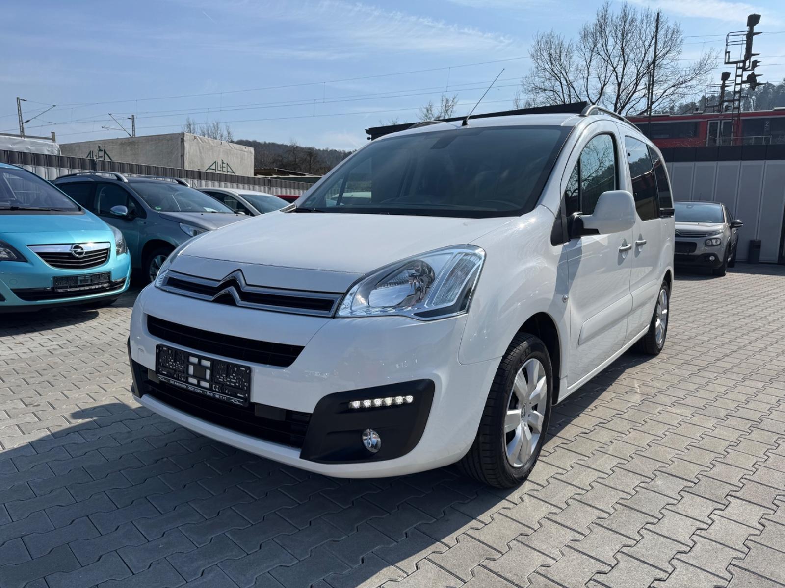 Citroën Berlingo 1.2 e-THP 81 kW Selection / Klima / LED