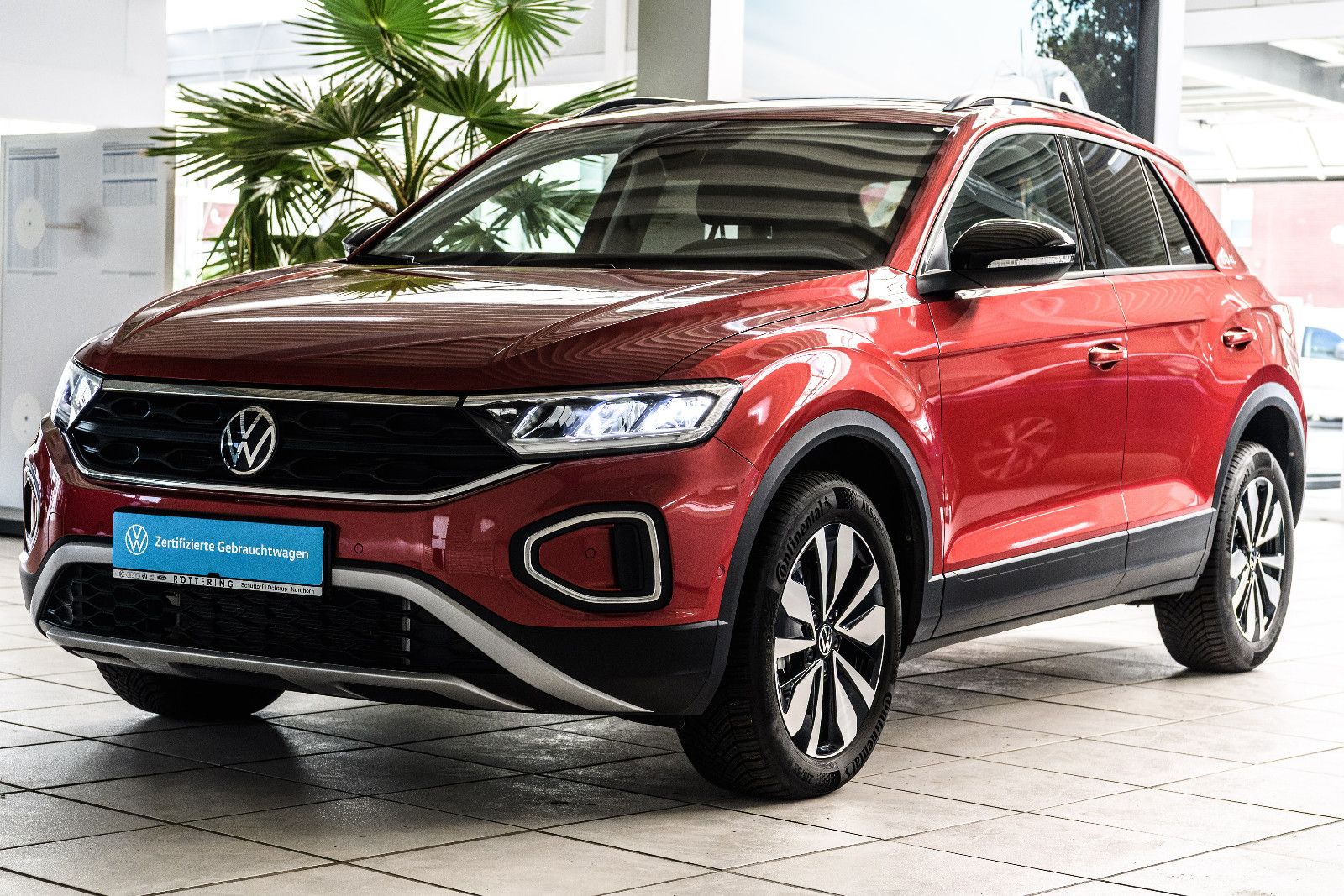 Volkswagen T-Roc Goal 1.0 TSI LED NAVI ACC SHZ APP foto 2