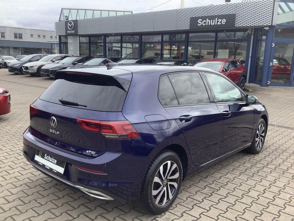 Volkswagen Golf VIII 1.5 eTSI Active - Allwetterbereifung A