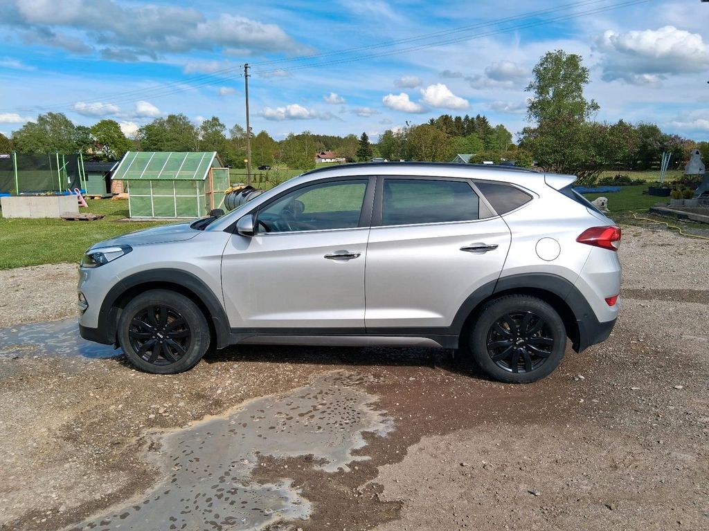 Image of Hyundai TUCSON
