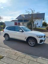 BMW X3 xDrive20i  - AHK, Pano, Park-ASS. Navi, Xenon - BMW X3 von privat