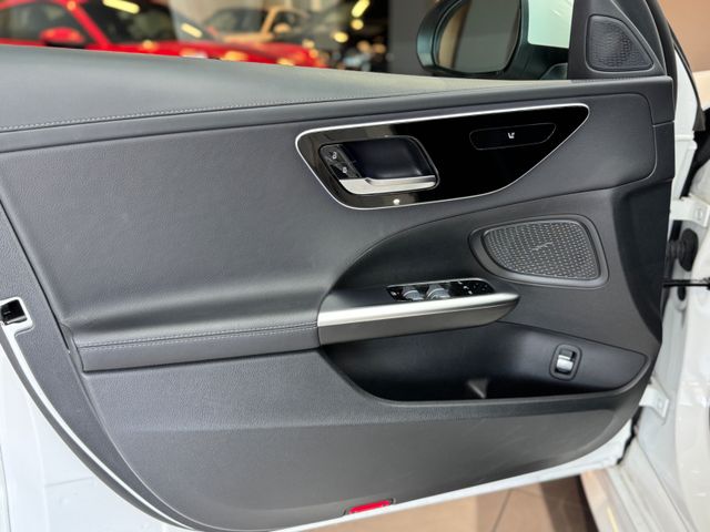 Mercedes-Benz C 180 Lim. AMG*LED*LEDER*MASSAGE*CAM*AMBIENTE