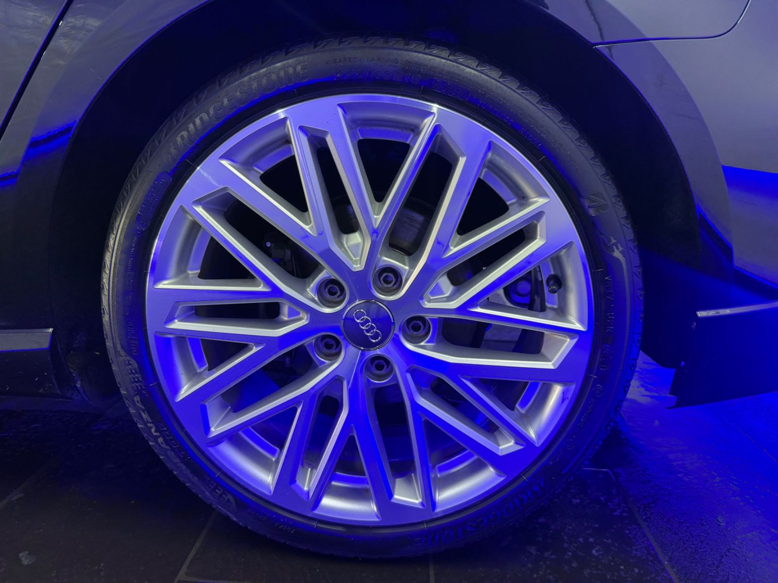 Audi A3 Sportback 2.0 TDI S line PANO NAVI LED STDHZG foto 19