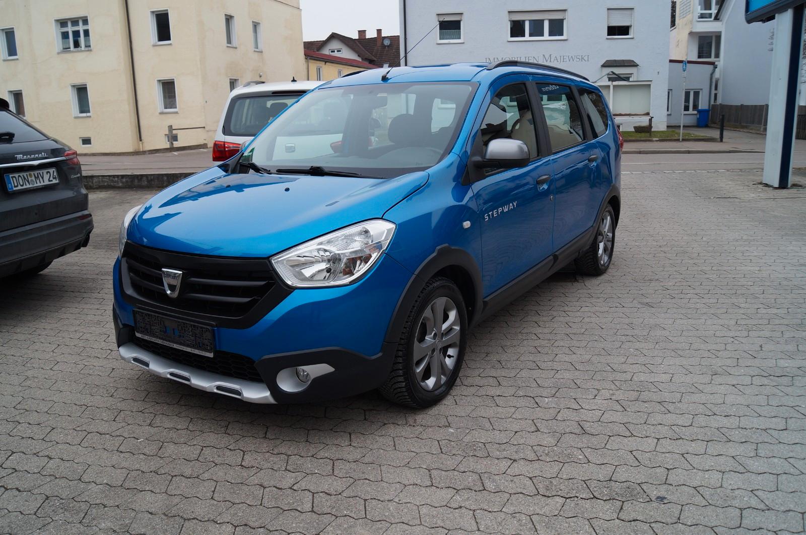 Dacia Lodgy TCe 115 Stepway Celebration,NAVI,KLIMA,AHK