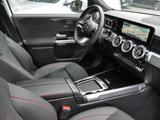 Mercedes-Benz GLB 220 d 4M AMG-Sport/LED/Cam/Pano/AHK/Totw/19' - Mercedes-Benz: Glb