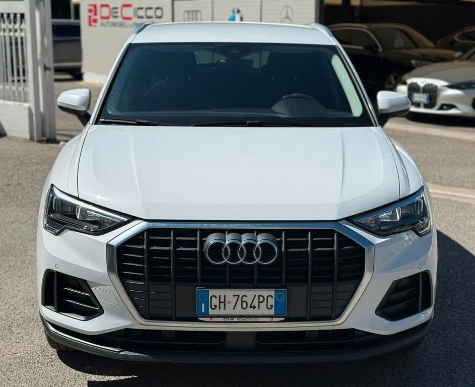 Image of Audi Q3