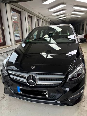 MERCEDES-BENZ Mercedes Benz B-Klasse 180d TÜV bis 2028