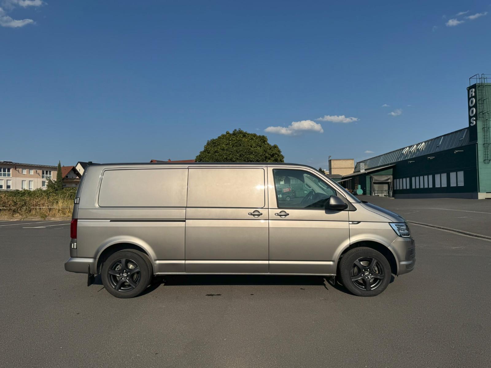 Volkswagen T6 Transporter Kasten L2 Led Navi AHK DSG