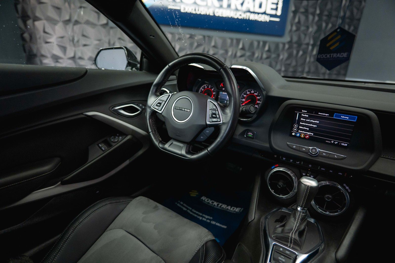 Fahrzeugabbildung Chevrolet Camaro 6.2 SS Coupe ZL1 LT1 Performance CarPlay