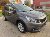 Peugeot 2008 Signature Automatik/Kamera/CAR-PLAY/SHZ - Peugeot 2008: Signature