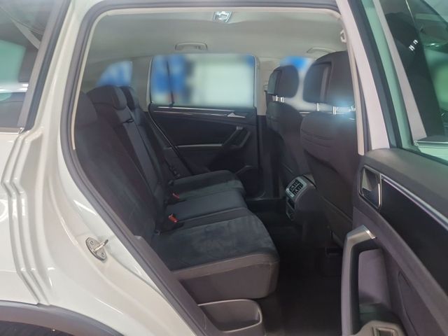 Tiguan 2.0 TDI DSG ELEGANCE +LED+KAMERA+DCP+ACC+