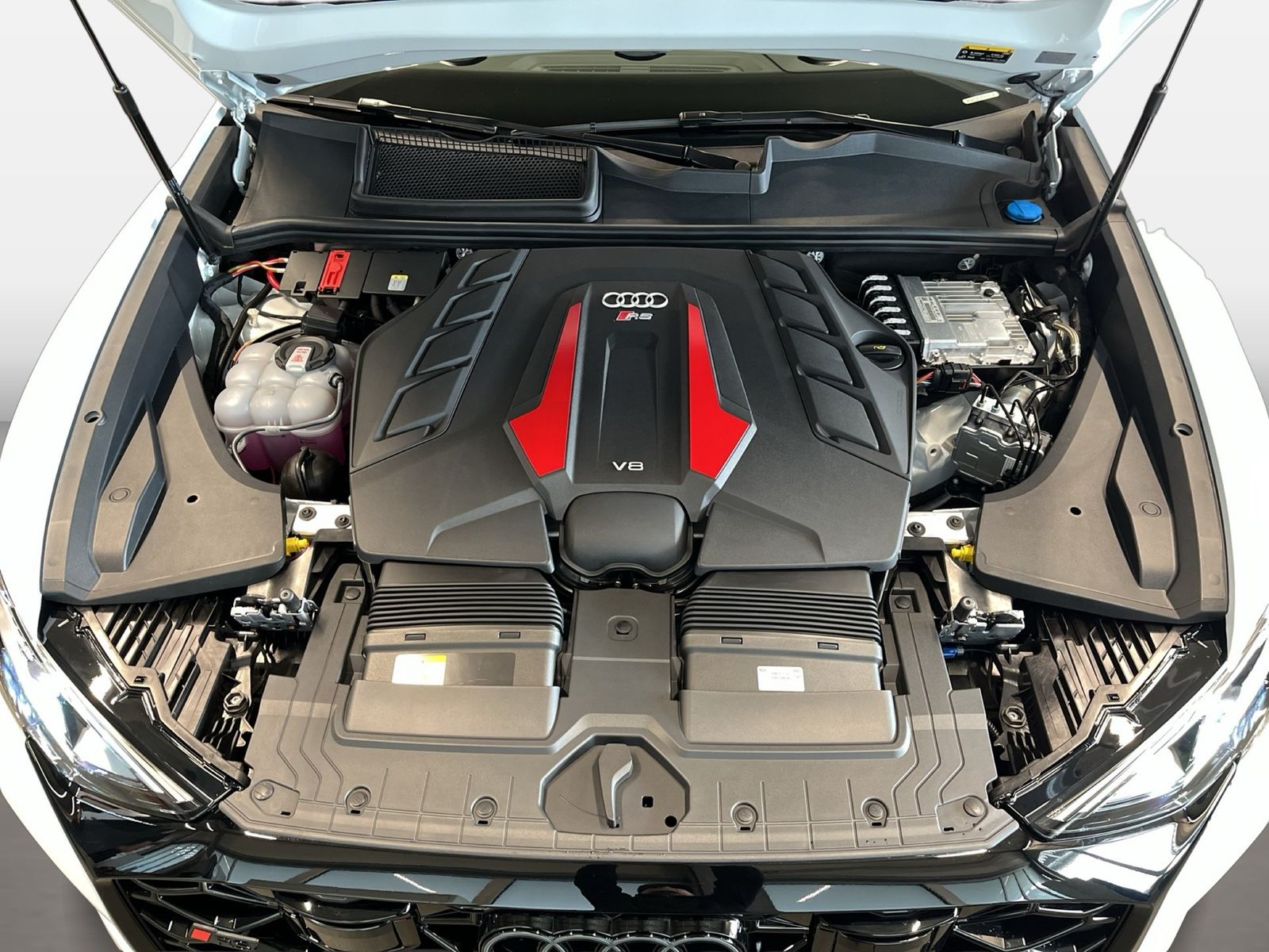 Audi RSQ8 - Bild 16