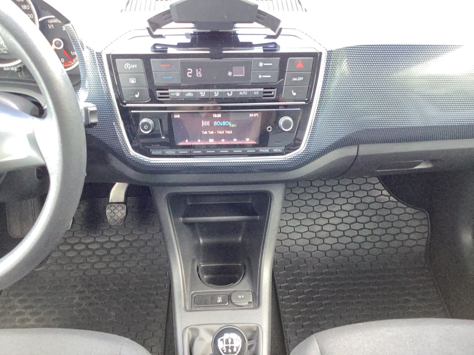 Fahrzeugabbildung Volkswagen up! 1.0 Climatronic DAB GRA RFK SH