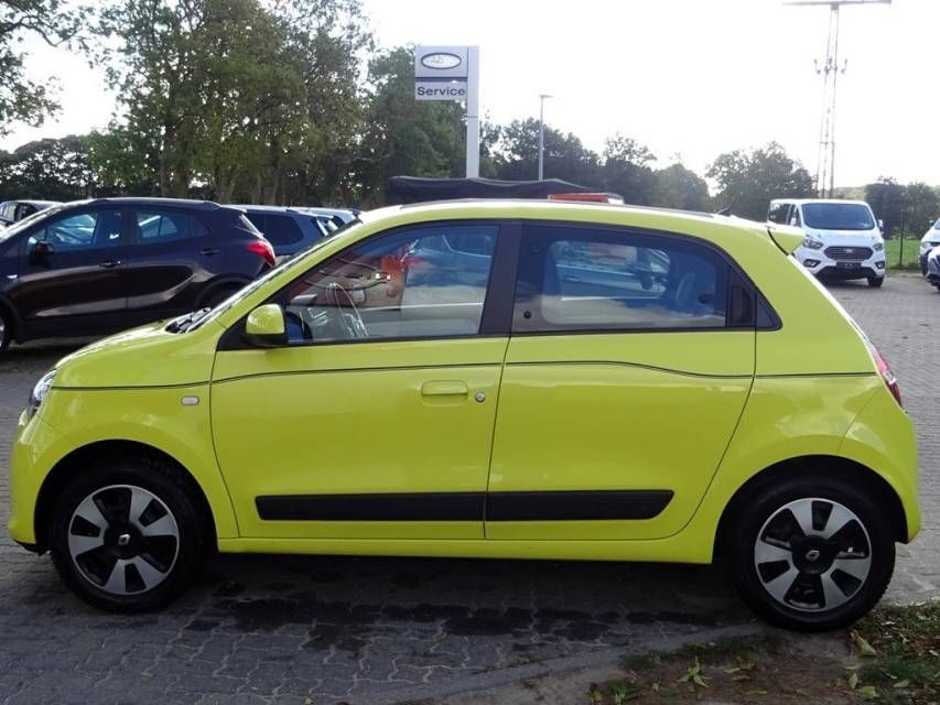 Fahrzeugabbildung Renault Twingo 1.0 SCe 70 Liberty  ALW-Reifen