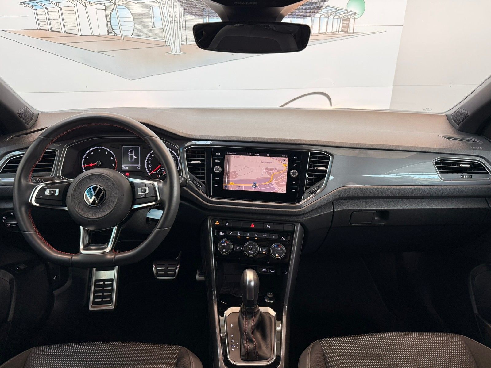 Fahrzeugabbildung Volkswagen T-Roc 1.5 TSI Sport DSG +AHK+Navi+ACC+Light-Ass.