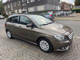 Mercedes-Benz B 180 BlueEFFICIENCY/Automatik - Mercedes-Benz B-Klasse Gebrauchtwagen in Bochum