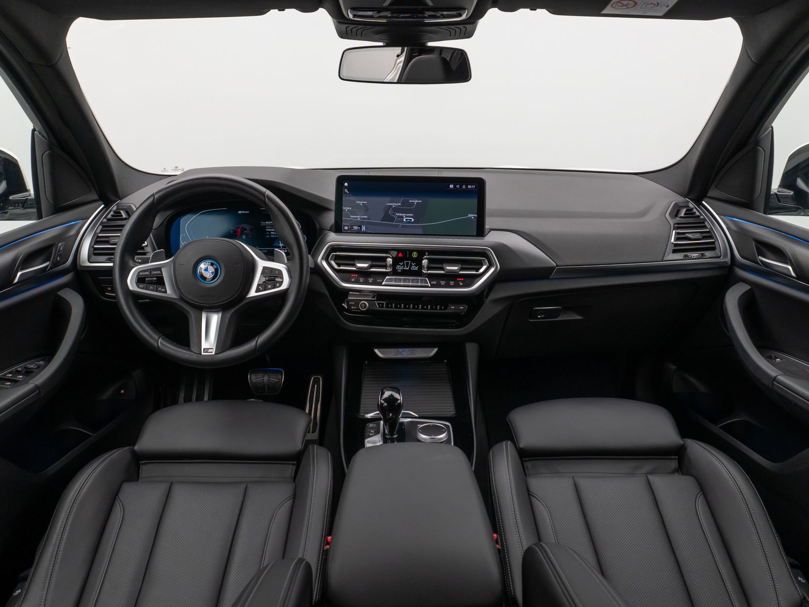 Fahrzeugabbildung BMW X3 xD30e M Sport Kamera DAB HiFi Fernlichtassist