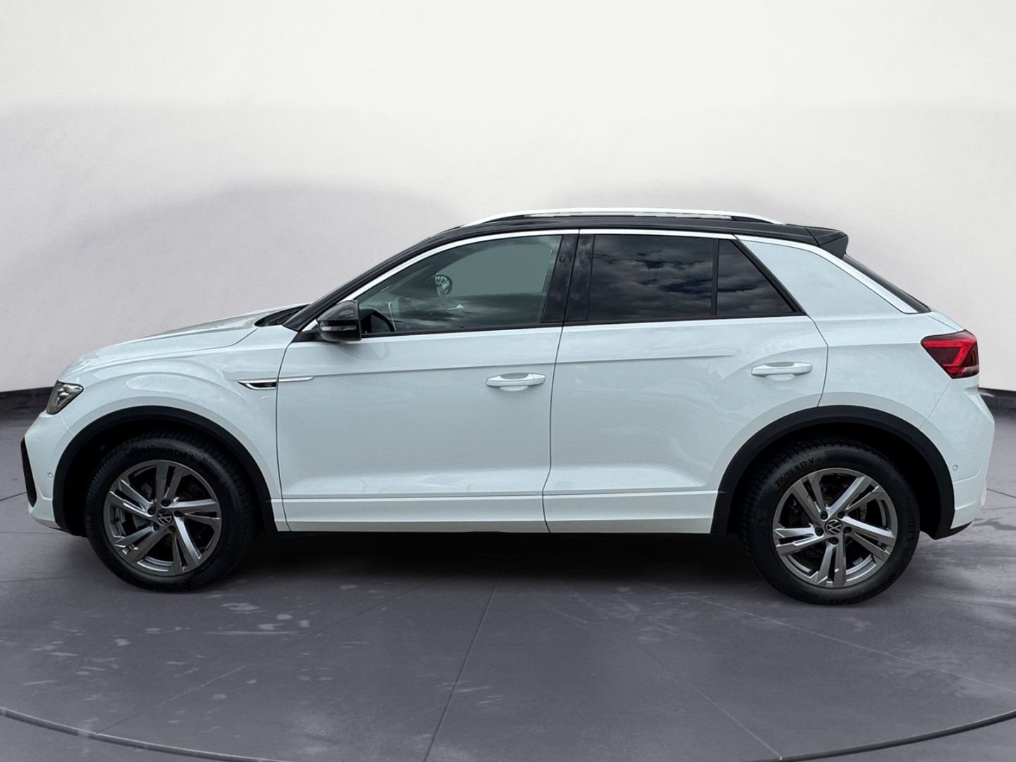 Volkswagen T-Roc R-Line 1.5 TSI DSG LED NAVI KAMERA AHK AP foto 2