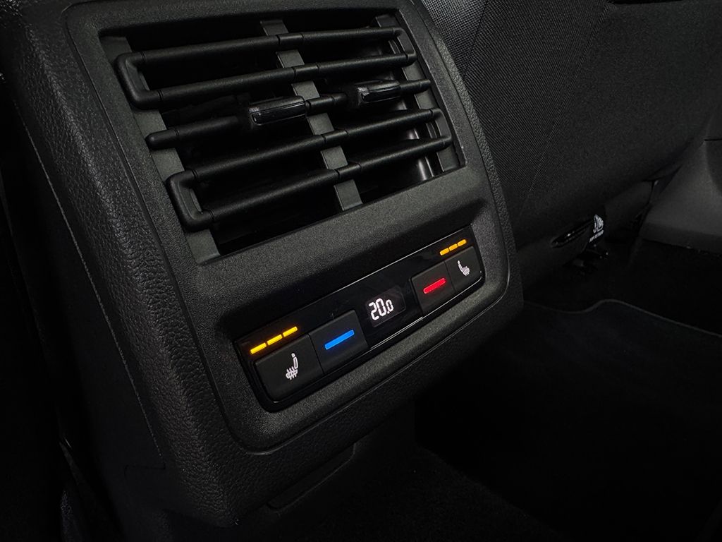 Golf VIII 1.5 TSI LIFE *STDHZG*NAVI*LED*ACC*