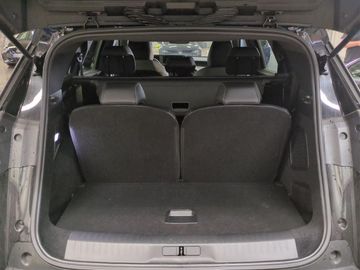 Peugeot 5008 - 8