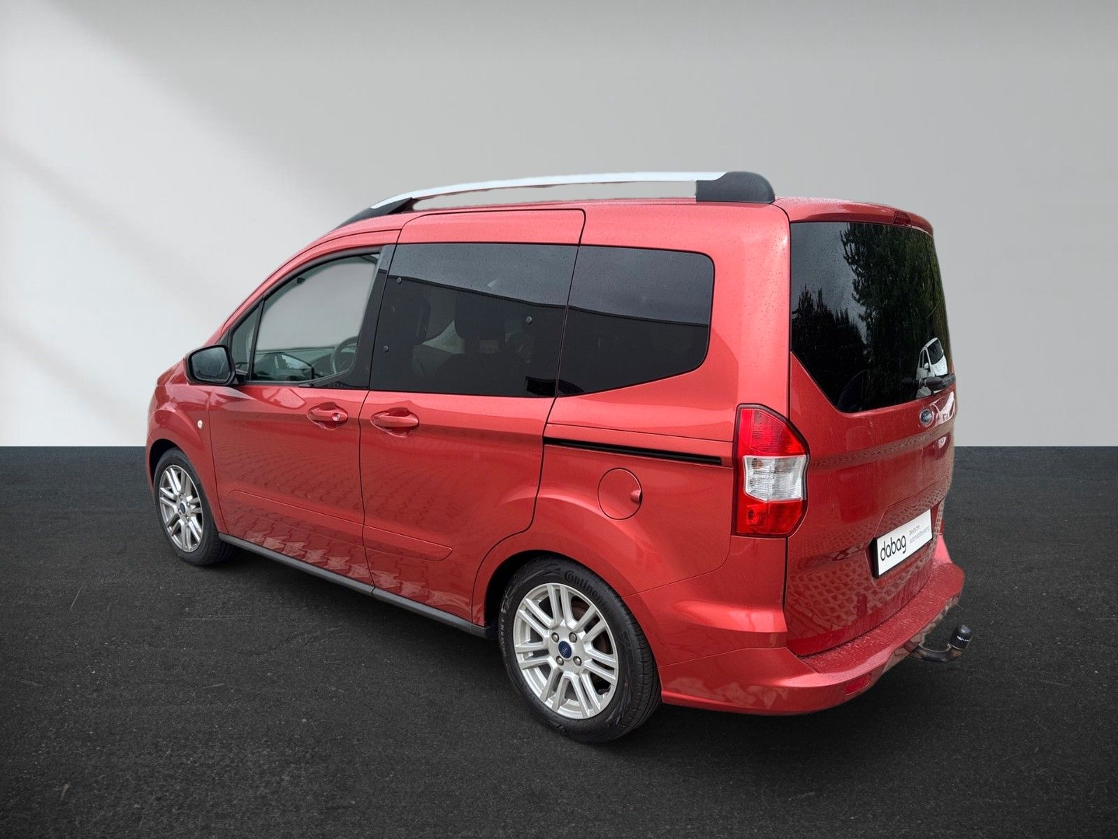Ford Tourneo Courier Titanium – Bild 5