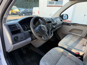 Volkswagen T5 Transporter - 12