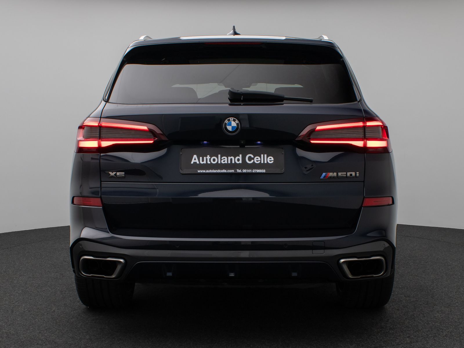 Fahrzeugabbildung BMW X5 M50i Panorama 360° Laser HUD DAB HiFi SoftCL