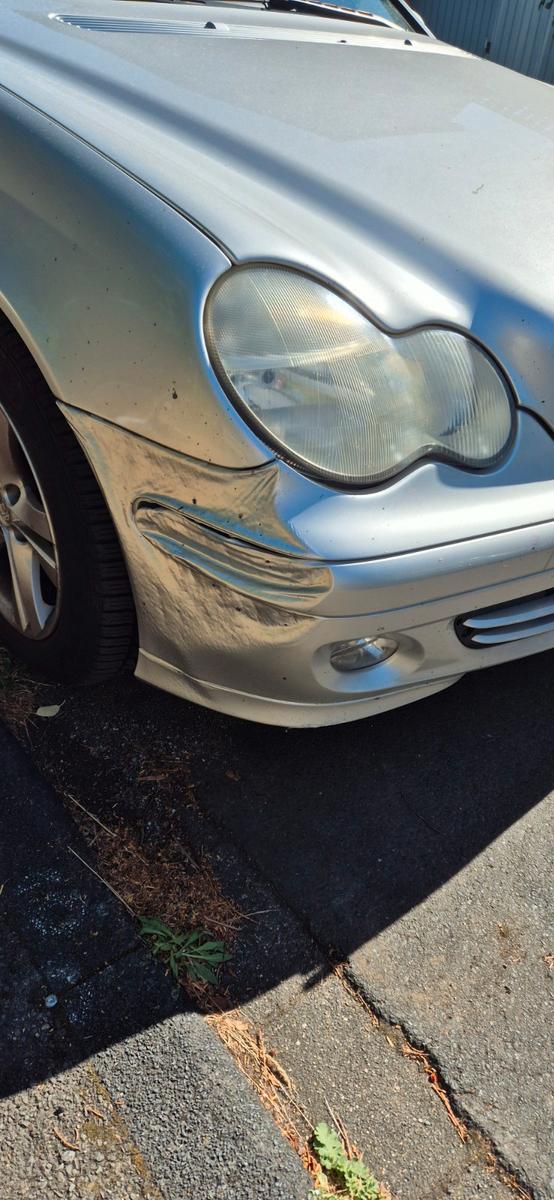 Mercedes-Benz C180 2004 — photo 15